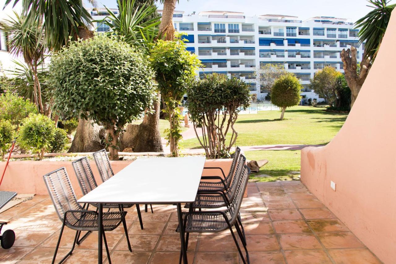 Luxurious Apartment In Puerto Banus Marbella Exteriör bild