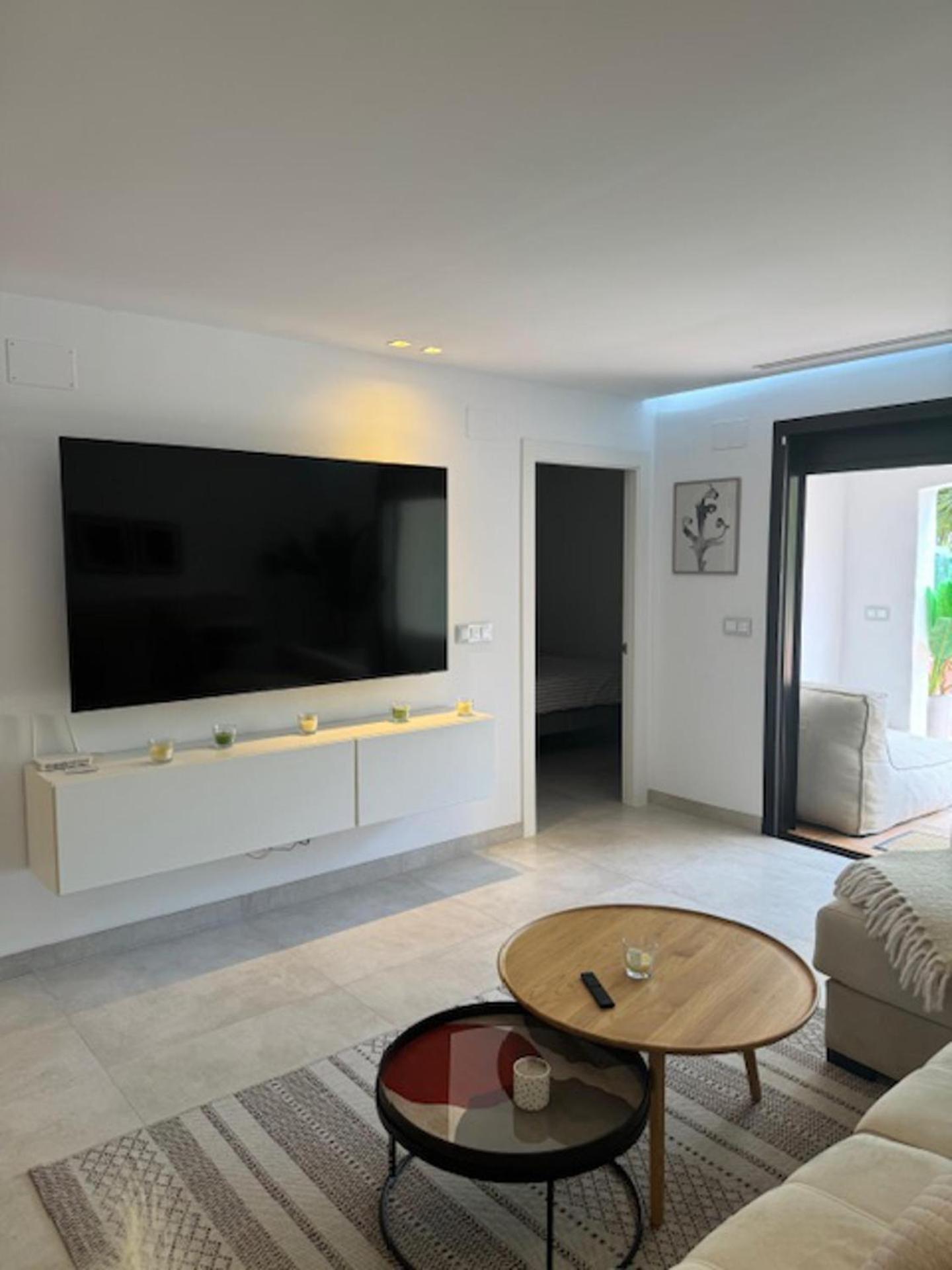 Luxurious Apartment In Puerto Banus Marbella Exteriör bild