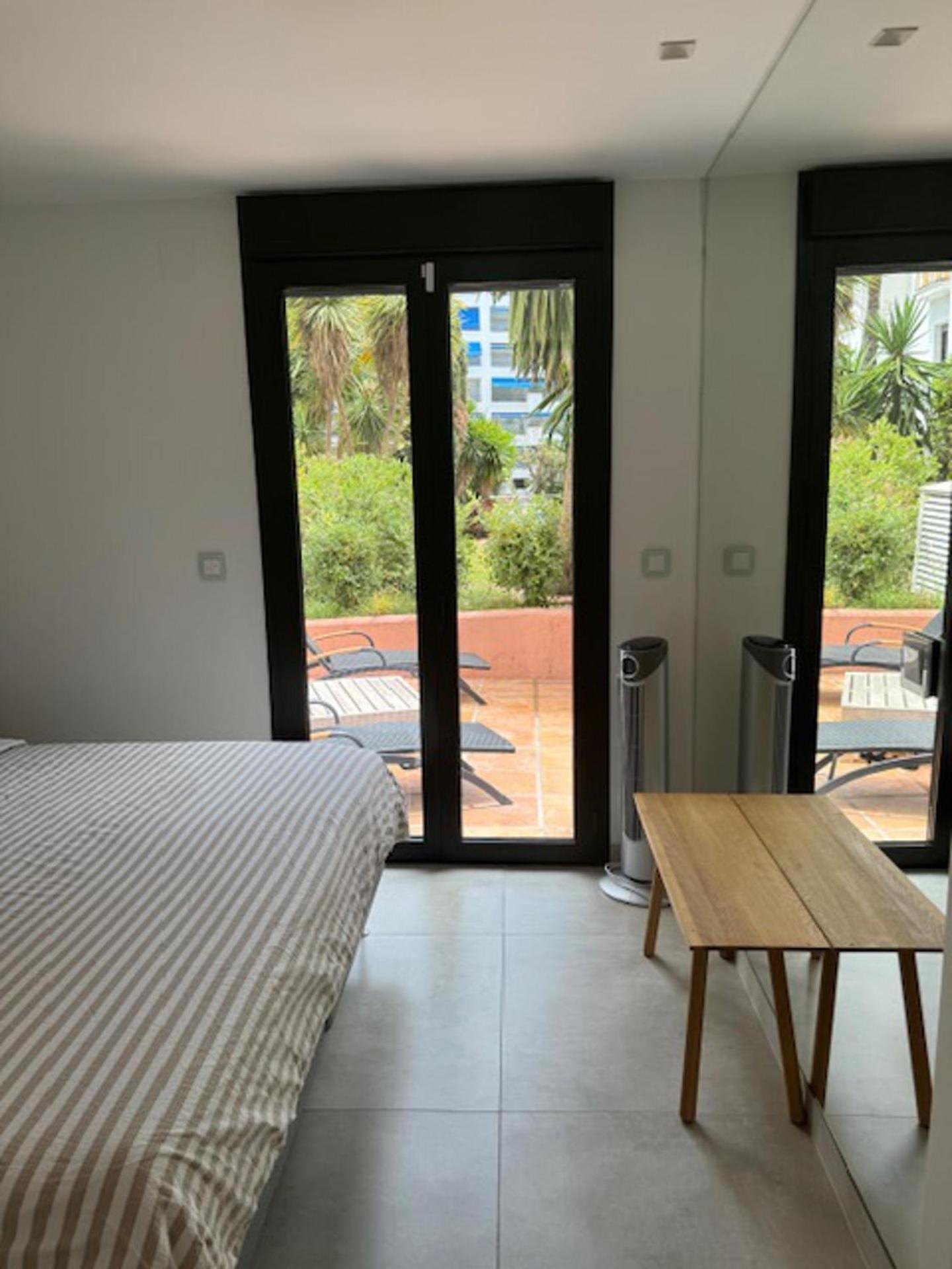 Luxurious Apartment In Puerto Banus Marbella Exteriör bild